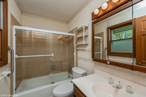 765 Ruth Dr, Elgin, IL 60123 photo 7