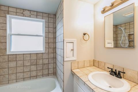 526 Edwards Ave, West Dundee, IL 60118 photo 6