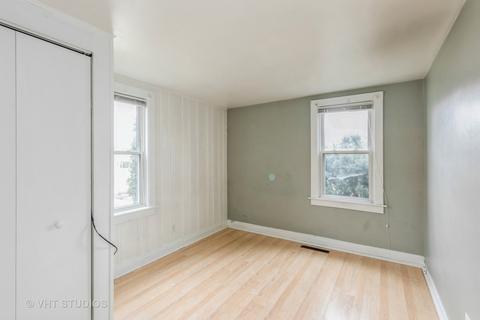 526 Edwards Ave, West Dundee, IL 60118 photo 5