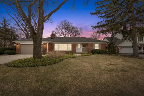 2441 Pick Dr, Glenview, IL 60025 photo 1