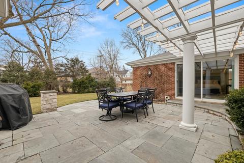 2441 Pick Dr, Glenview, IL 60025 photo 20
