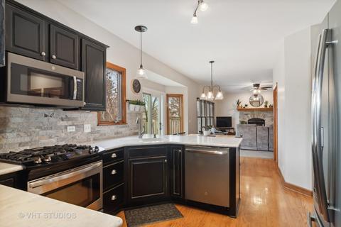 2376 Crabapple Ct, Aurora, IL 60503 photo 10