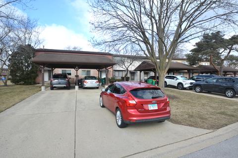 498 Tahoe Circle Dr, Wheeling, IL 60090 photo 2
