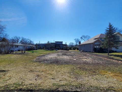 985 E Red Oak St, Addison, IL 60101 photo 1