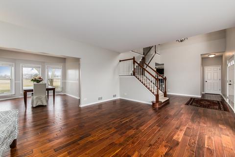 1671 Hartley Dr, Algonquin, IL 60102 photo 8