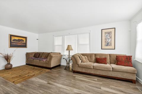 21 E Rocket Cir, Park Forest, IL 60466 photo 3