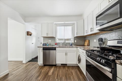 21 E Rocket Cir, Park Forest, IL 60466 photo 4