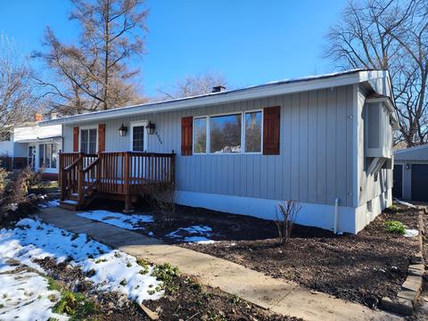 4904 Pistakee Dr, Mchenry, IL 60051 photo 2
