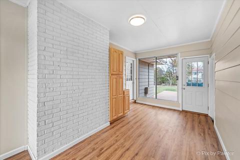 911 E Liberty Dr, Wheaton, IL 60187 photo 21