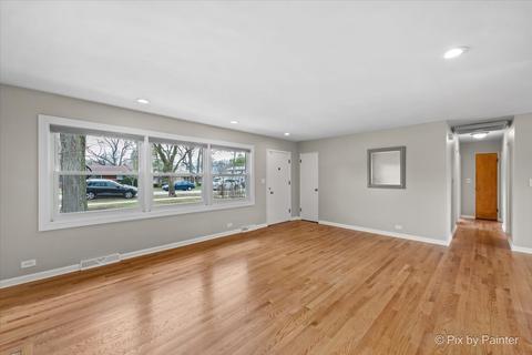 911 E Liberty Dr, Wheaton, IL 60187 photo 8