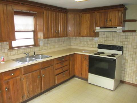 313 Grove St, Cherry Valley, IL 61016 photo 7