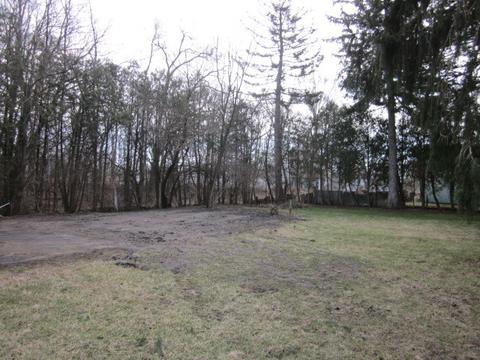 313 Grove St, Cherry Valley, IL 61016 photo 2