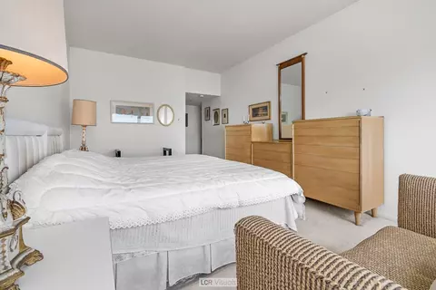 175 E Delaware Pl #5411, Chicago, IL 60611 photo 16