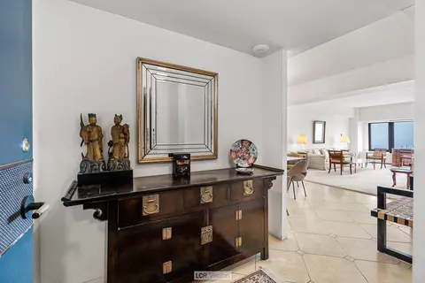 175 E Delaware Pl #5411, Chicago, IL 60611 photo 3
