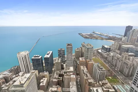 175 E Delaware Pl #5411, Chicago, IL 60611 photo 18