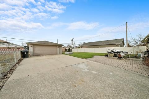 7906 W 74th St, Bridgeview, IL 60455 photo 15