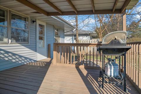 630 E 5th St, El Paso, IL 61738 photo 6