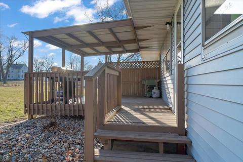 630 E 5th St, El Paso, IL 61738 photo 11