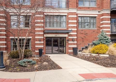 255 E Liberty Dr #206-2, Wheaton, IL 60187 photo 3