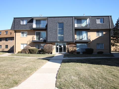 4909 W 109th St #13-302, Oak Lawn, IL 60453
