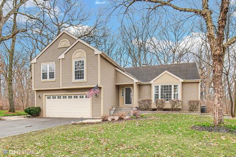 643 Hazel Nut Ct, Bartlett, IL 60103 photo 2