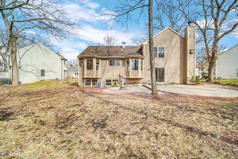 643 Hazel Nut Ct, Bartlett, IL 60103 photo 4