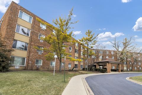 1500 Robin Cir #106, Hoffman Estates, IL 60169 photo 2