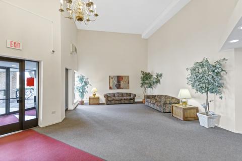 1500 Robin Cir #106, Hoffman Estates, IL 60169 photo 5