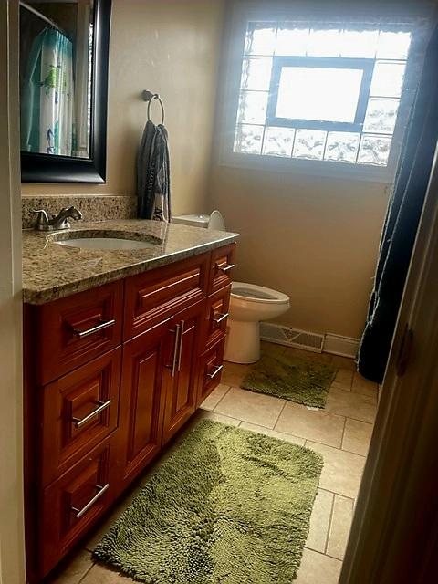 2024 Birch St, Des Plaines, IL 60018 photo 12