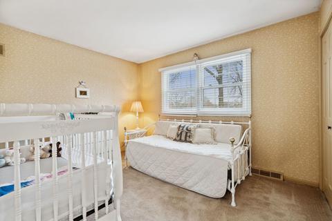 1017 Briergate Dr, Naperville, IL 60563 photo 10
