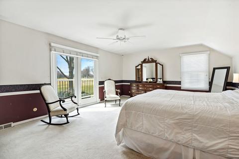 1017 Briergate Dr, Naperville, IL 60563 photo 9