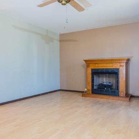 526 Harbor Ter, Bartlett, IL 60103 photo 3