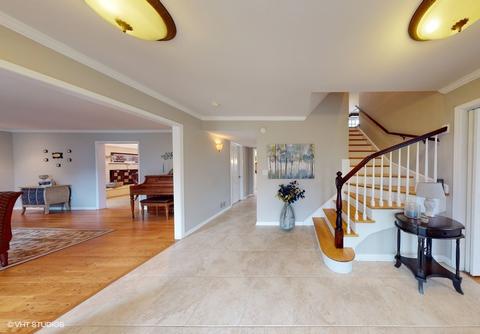 6 Knoll Ridge Rd, Rolling Meadows, IL 60008 photo 2