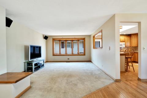 515 Kingston Blvd, Mchenry, IL 60050 photo 7