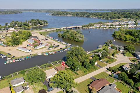 515 Kingston Blvd, Mchenry, IL 60050 photo 5