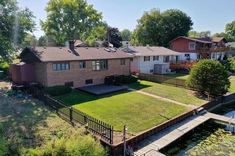 515 Kingston Blvd, Mchenry, IL 60050 photo 2