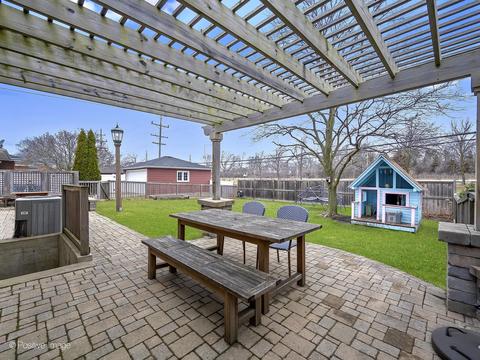 441 E Webster Ave, Elmhurst, IL 60126 photo 21
