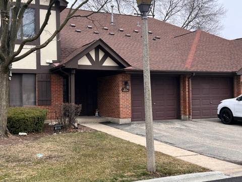 1012 Harbour Dr #1A, Wheeling, IL 60090 photo 2