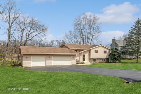 9 N701 Adobe Rdg, Elgin, IL 60124 photo 2