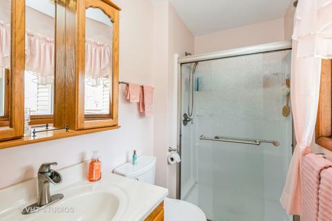 9 N701 Adobe Rdg, Elgin, IL 60124 photo 10