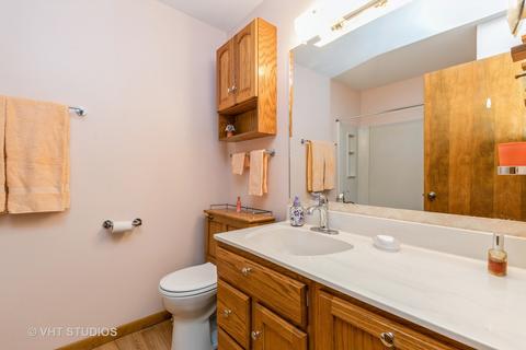 9 N701 Adobe Rdg, Elgin, IL 60124 photo 6