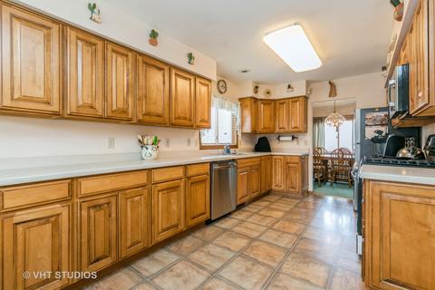 9 N701 Adobe Rdg, Elgin, IL 60124 photo 12