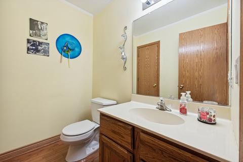 32 Garden Crescent Ct, Elgin, IL 60123 photo 19
