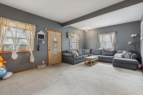 614 2nd Ave, Aurora, IL 60505 photo 4