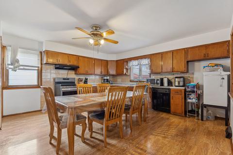 614 2nd Ave, Aurora, IL 60505 photo 8