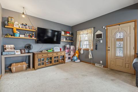 614 2nd Ave, Aurora, IL 60505 photo 7
