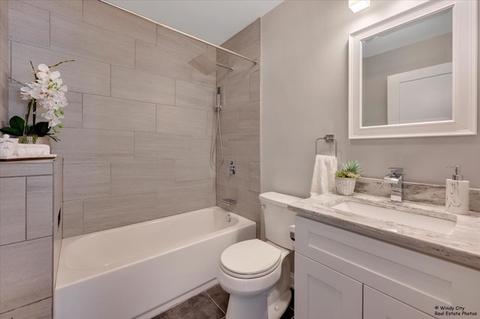 5983 Mackinac Ln, Hoffman Estates, IL 60192 photo 20