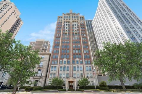 1540 N Lake Shore Dr #5N, Chicago, IL 60610