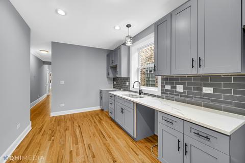 8014 S Champlain Ave, Chicago, IL 60619 photo 3