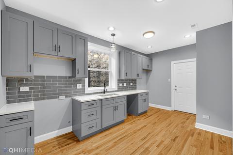 8014 S Champlain Ave, Chicago, IL 60619 photo 5